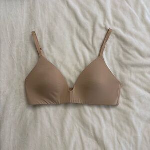 SKIMS T-shirt Demi bra 34B